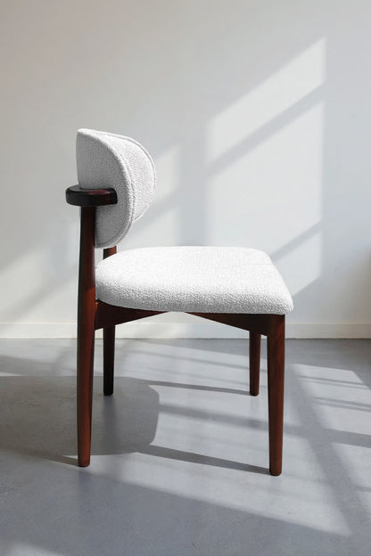 Miro Japandi eetkamerstoel - Boucle stof