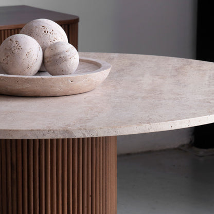 Calvera Dining – Travertin Eettafel - Japandi Design | Kinza