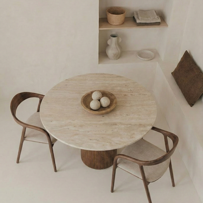 Calvera Dining – Travertin Eettafel - Japandi Design | Kinza