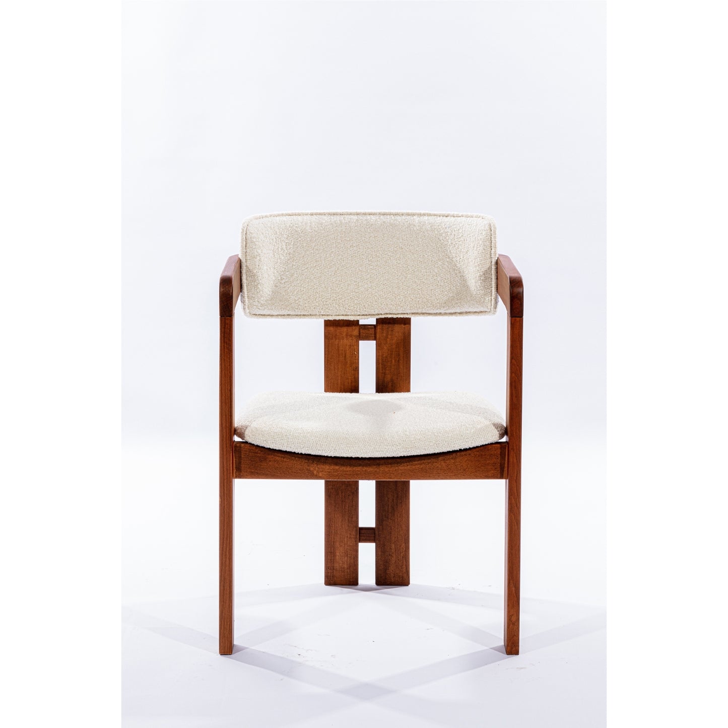 Taro Japandi Eetkamerstoel – Minimalistisch & Handgemaakt Design | Kinza